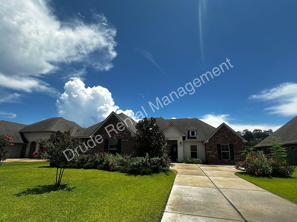 1st image of 20340 Thornwood Dr