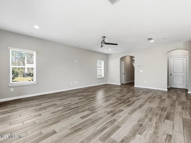 95 Strobe Ct — Photo 10