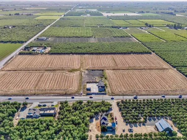 5825 Geer Rd, Hughson, CA 95326