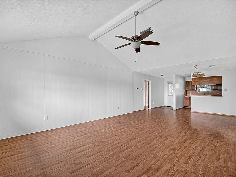 4701 Crepe Myrtle Ln — Photo 7