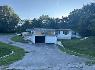 5545 N Farm Road 141, Springfield, MO 65803