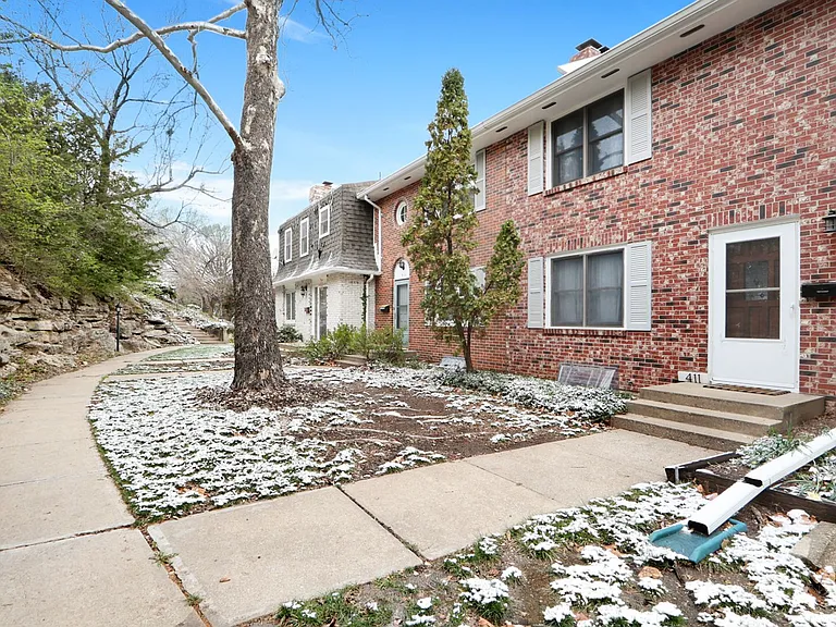 411 Timberwick Pl — Photo 3