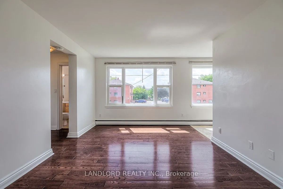 2 bed, $1,950 — Photo 2