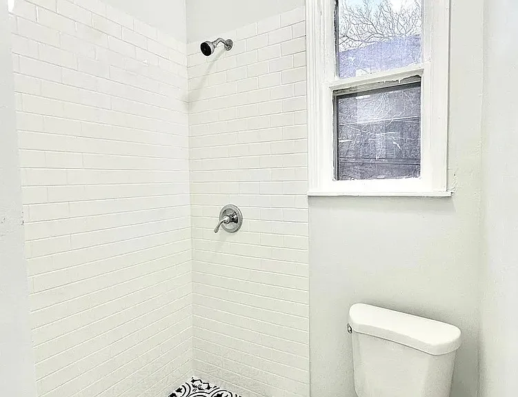 2224 S Sawyer Ave #CH1R — Photo 11
