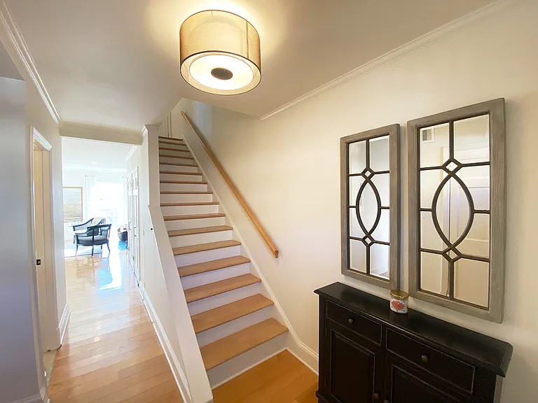 1664 Beekman Pl NW #A — Photo 12