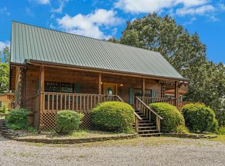 2452 Skyview Way, Dandridge, TN 37725