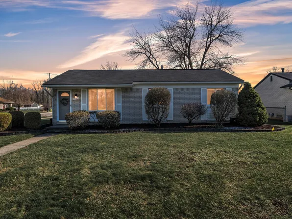 39345 Surrey Heights Ct, Westland, MI 48186