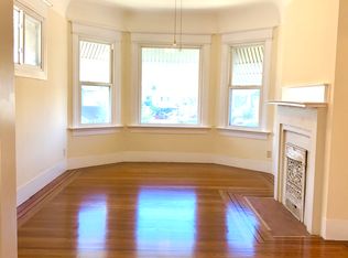 1216 10th St, Oakland, CA 94607