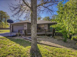 1 Halstead Ln, Bella Vista, AR 72715