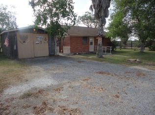 453 La Lucia St, Port Lavaca, TX 77979