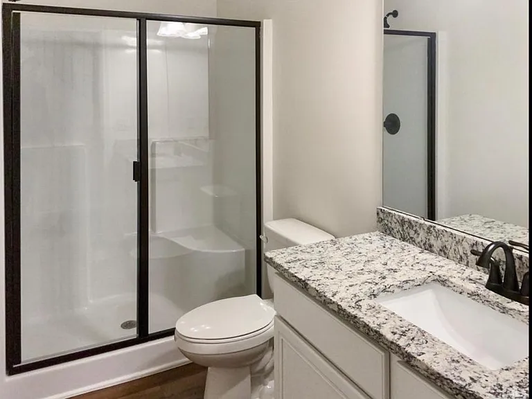240 Oak Park Blvd — Photo 9