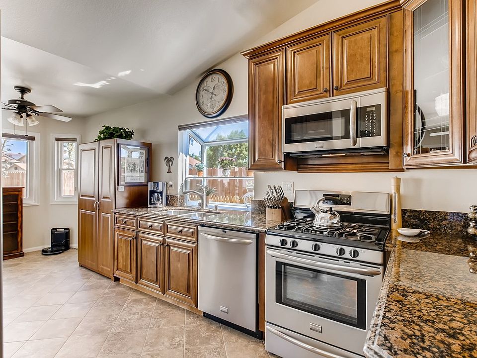 2nd image of 24580 Camino Meridiana