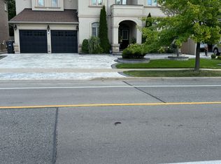 119 Royal West Dr #BASEMENT, Brampton, ON L6X 0V4