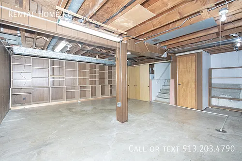 9151 Somerset Dr — Photo 26