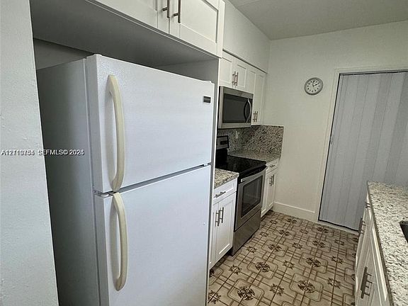 3rd image of 574 E 41st St
