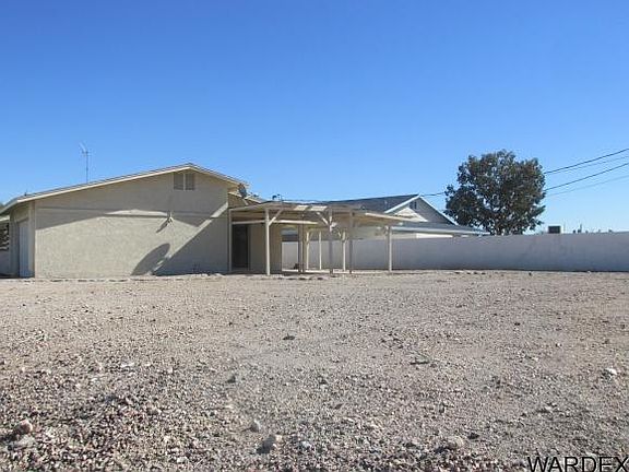 2nd image of 471 Acoma Blvd N