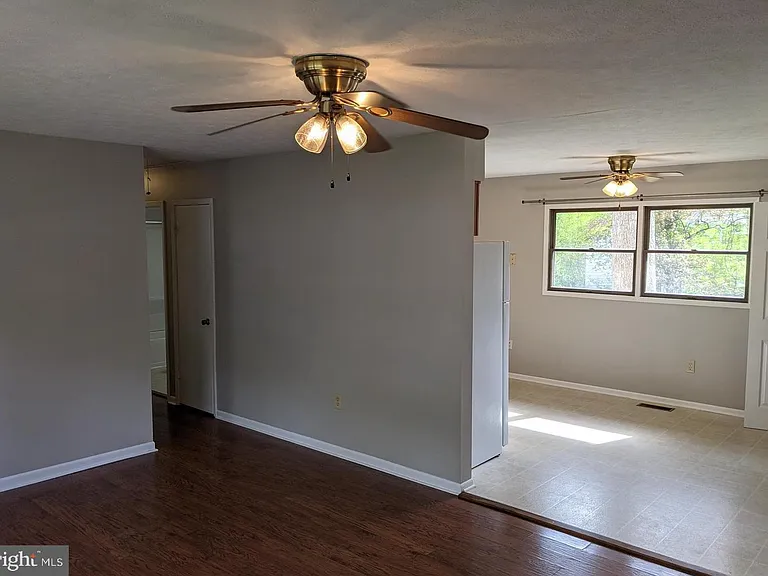 21585 America St — Photo 5