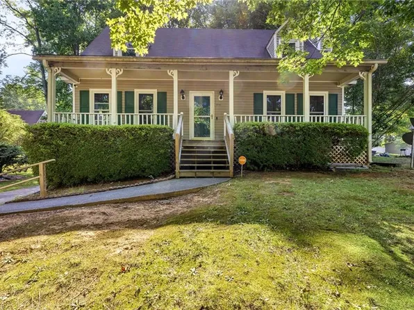 5041 Hutchins St, Winston Salem, NC 27106