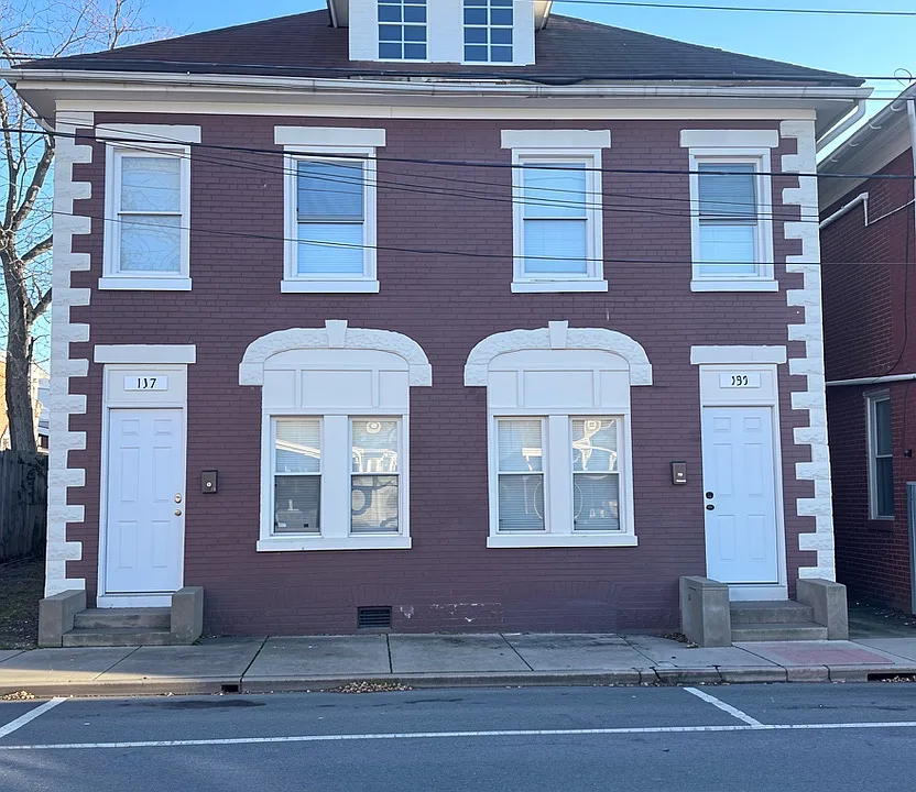 135-137 Fairground Ave