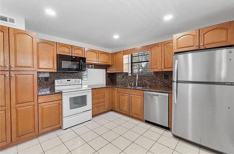 1st image of 4950 E Sabal Palm Blvd APT 110