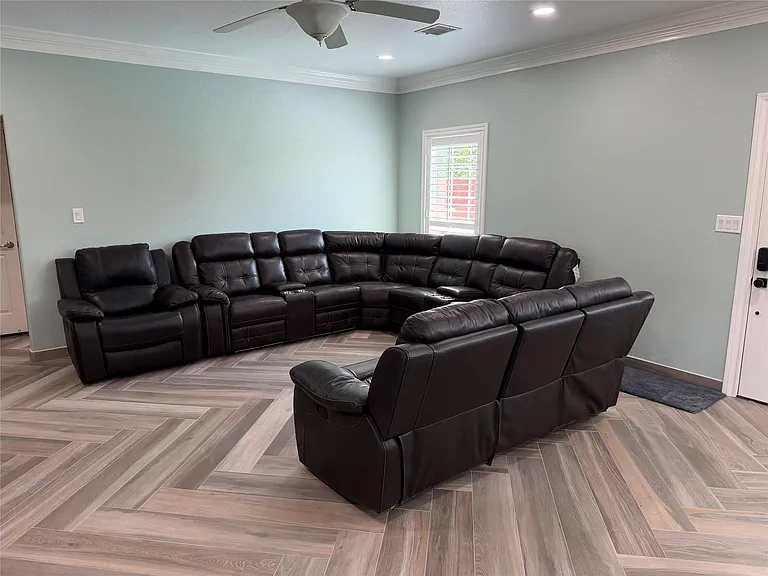 5525 Swan Dr — Photo 24