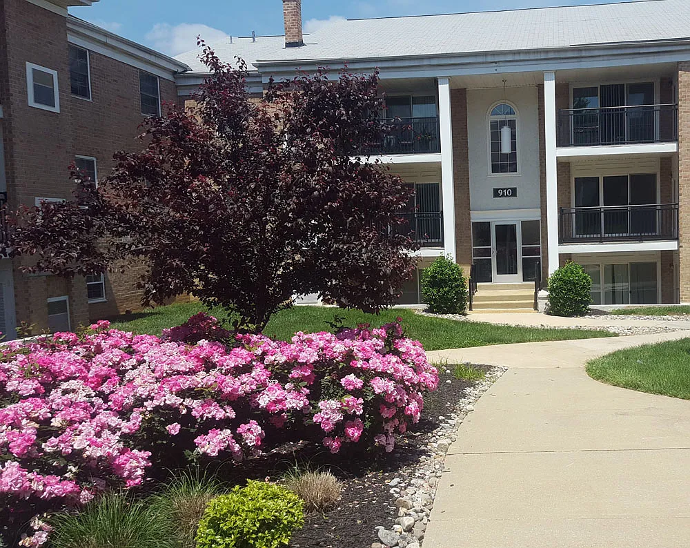 Edge at Greentree — Photo 4