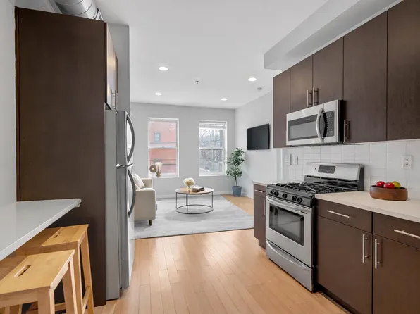 1300 Park Avenue image 1 of 27