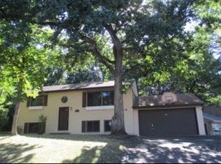 13419 Linwood Forest Cir N, Champlin, MN 55316