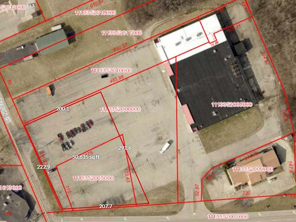 2nd image of 1800 S Burlington Dr