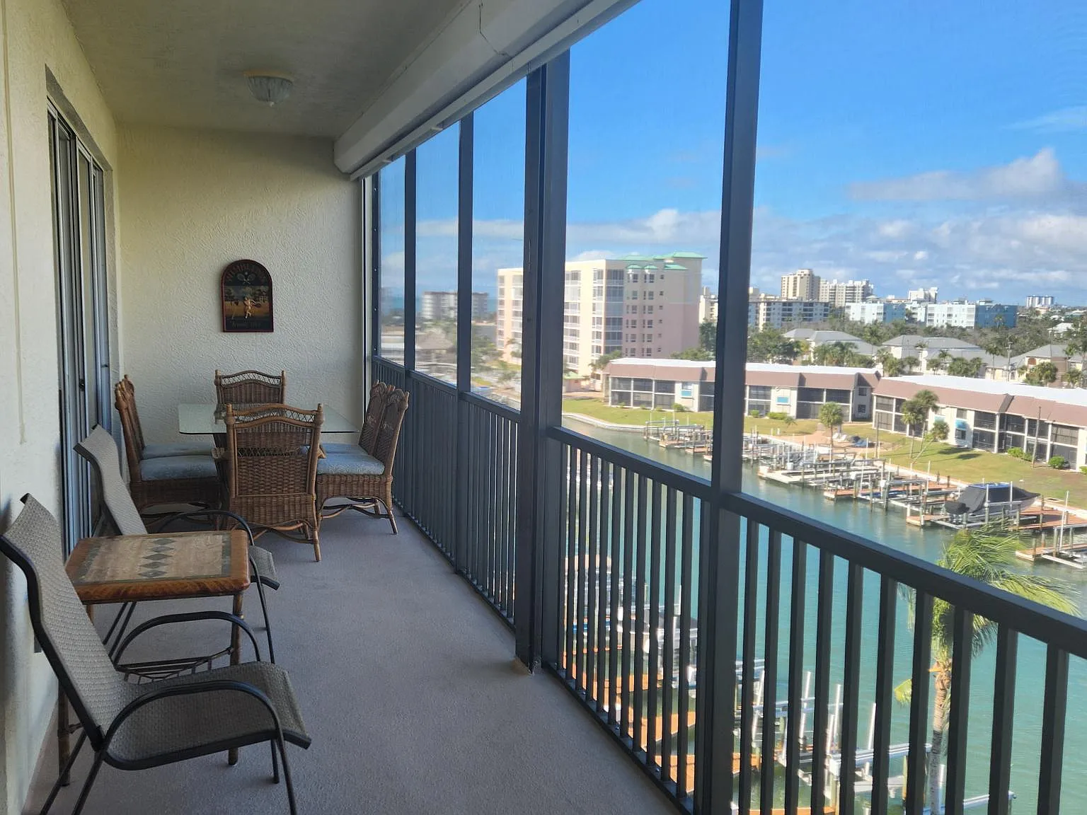 4451 Bay Beach Ln — Photo 4