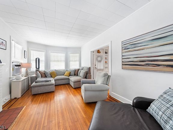 2nd image of 49- 51 Princeton Rd