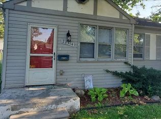 22314 Hoffman St, Saint Clair Shores, MI