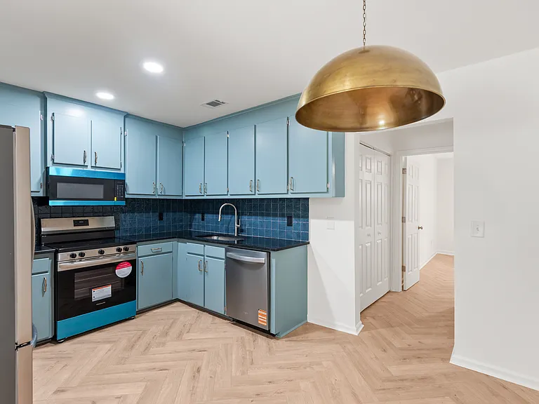 2812 Park St #A — Photo 6