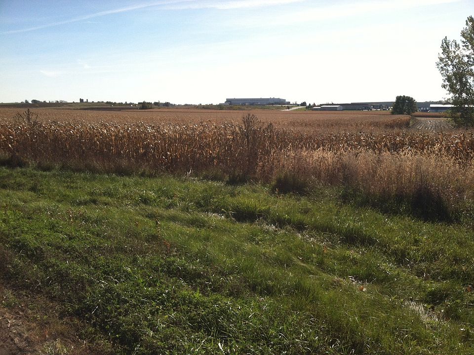 Front of lot, looking south