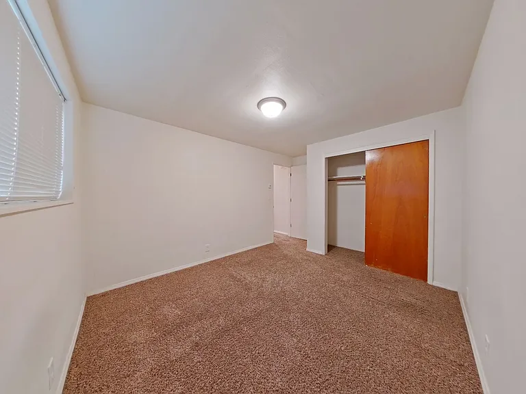 2515 Frontier Dr — Photo 8