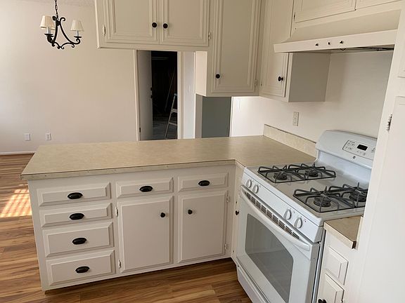 4th image of 5464 Hanna Dr