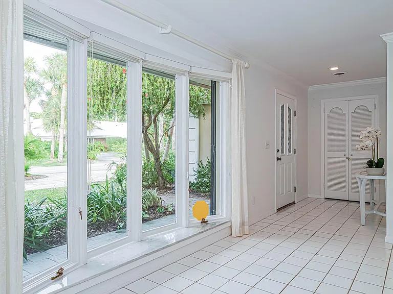 1425 Treasure Cove Ln — Photo 43