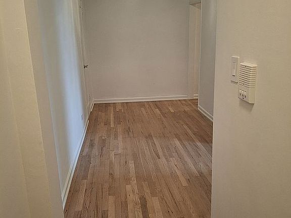 4th image of 58 Dahill Rd APT 6D