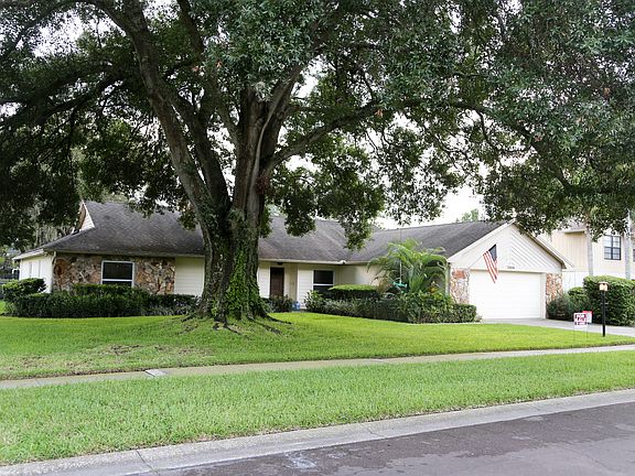 2nd image of 13806 Cypress Village Cir