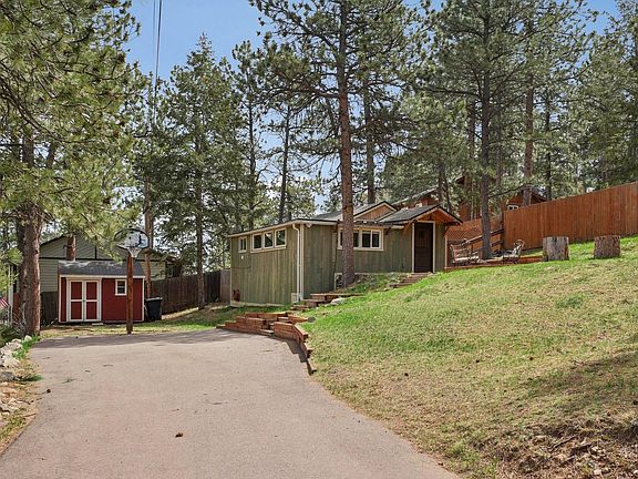 3rd image of 29772 Spruce Rd