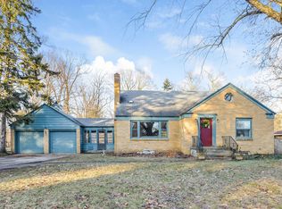 955 3 Mile Rd NE, Grand Rapids, MI 49505