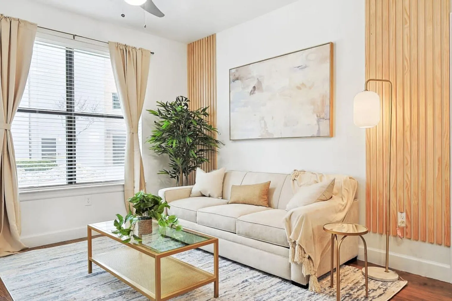 2 bed, 2.0 bath, 11506 sqft, $4,331 — Photo 1