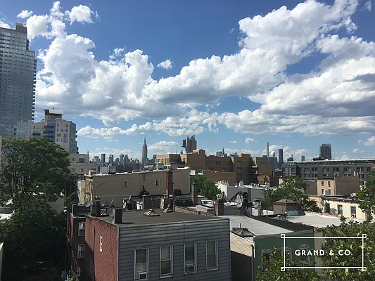 Rented by Grand & Co. | media 25