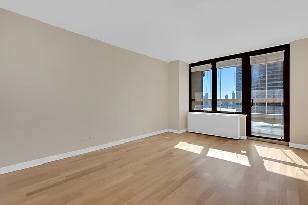 Rented by R New York | media 6