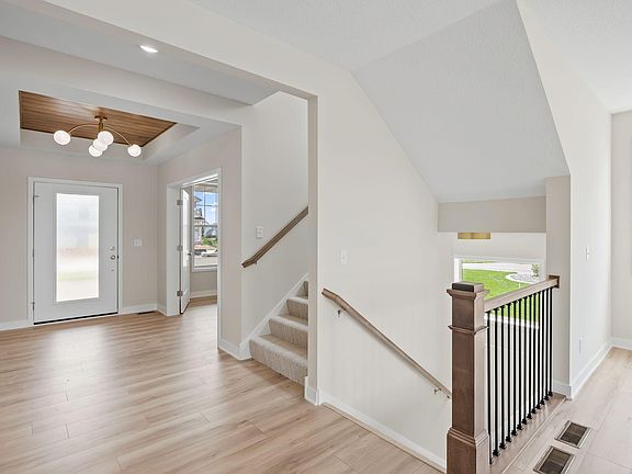 3rd image of 15746 Aquila Ave