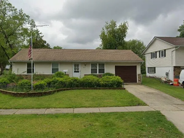 905 Miller Ave, Streamwood, IL 60107