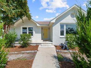 102 N Cove Blvd, Panama City, FL 32401