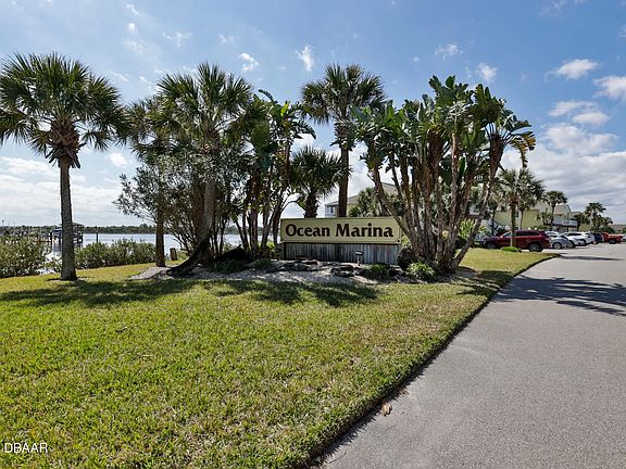 4th image of 410 Ocean Marina Dr