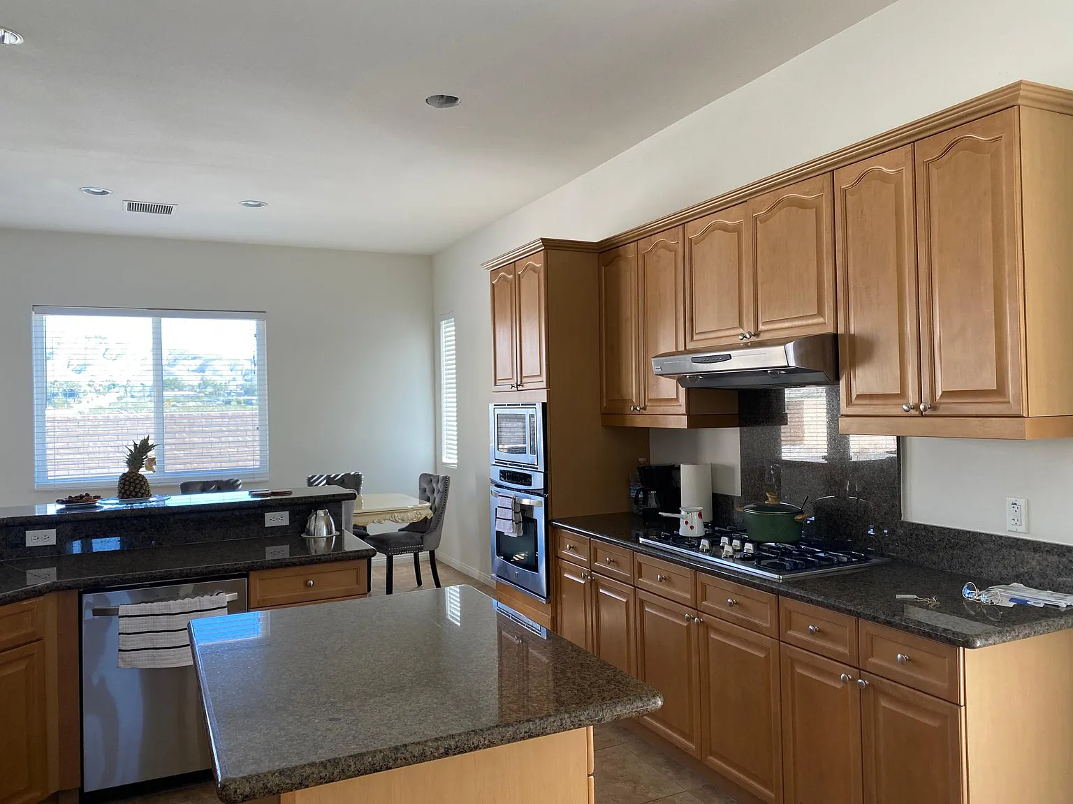 10512 Aurora Pl — Photo 1