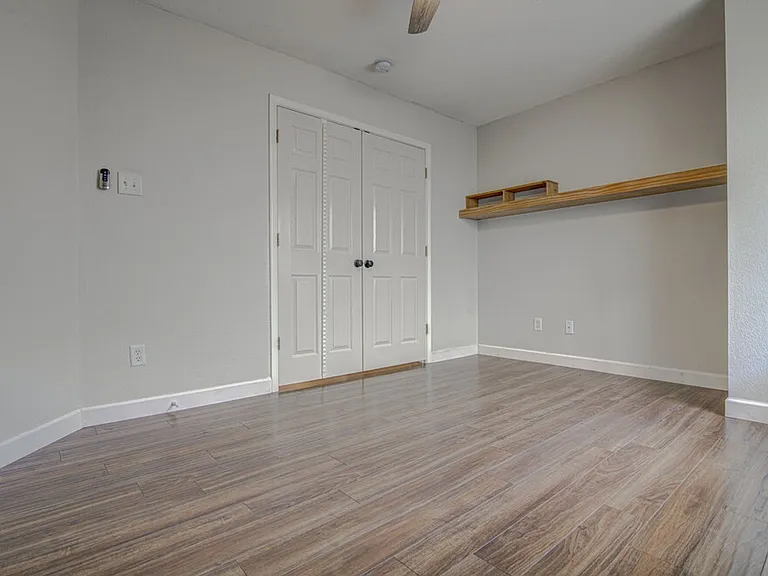 3408 Campanella Dr — Photo 17